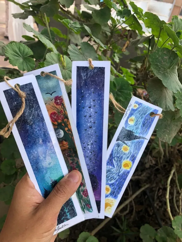 فواصــل كُتب "رسم يــدوي")